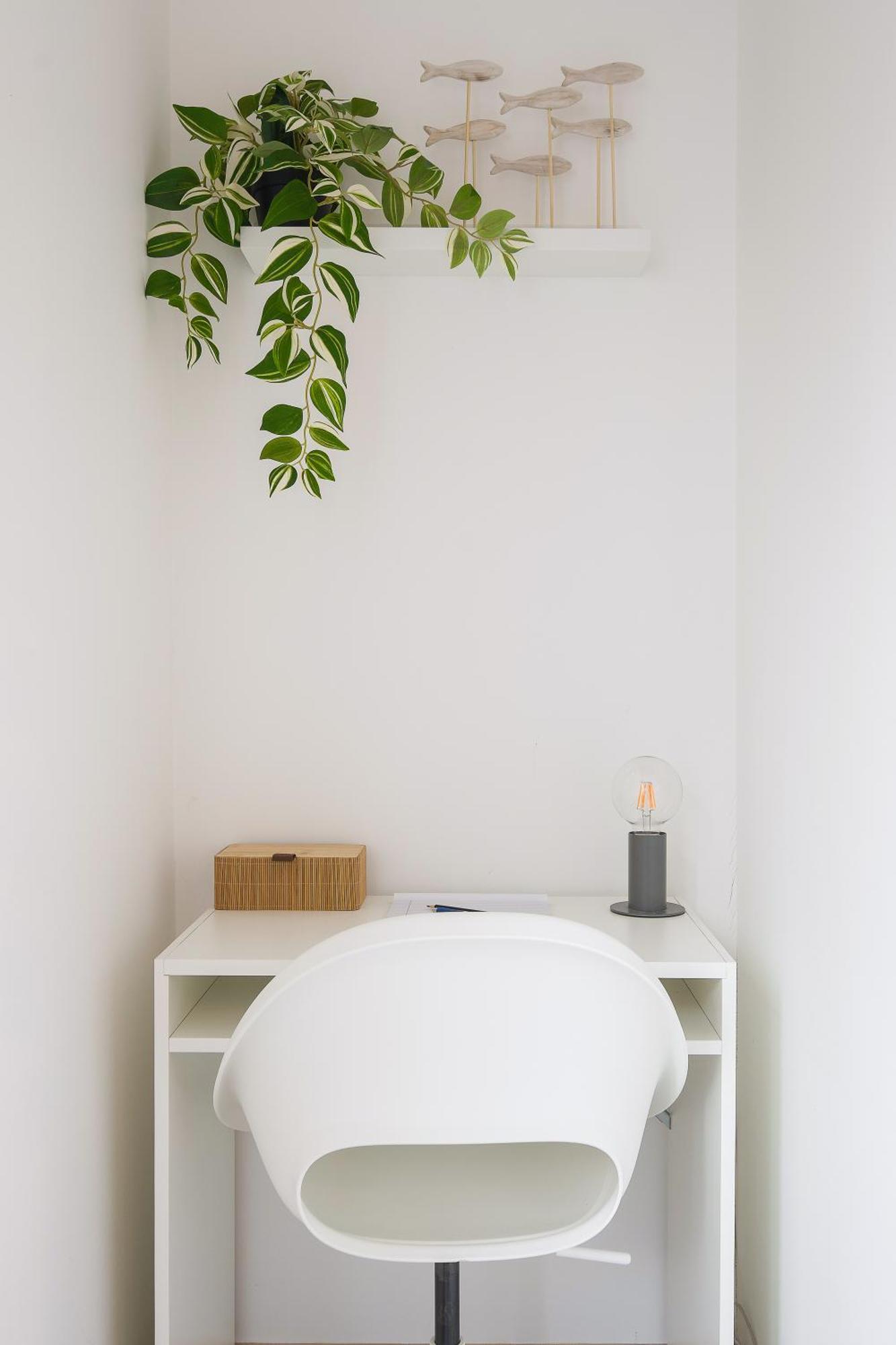 Large, Newly Renovated, Three Bedroom Town Centre Split Level Apartment With Free Parking, Sleeps Seven - Walking Distance To Beach ボーンマス エクステリア 写真